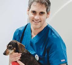 DR RAFAEL LOPEZ ALIAGA